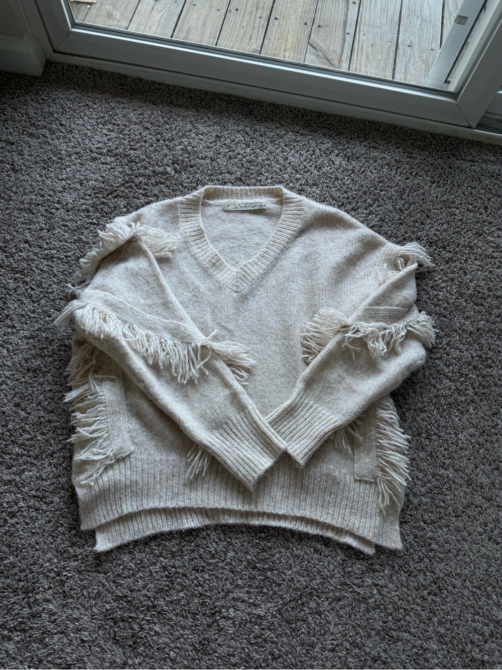 Fringe Detail V-Neck Sweater
